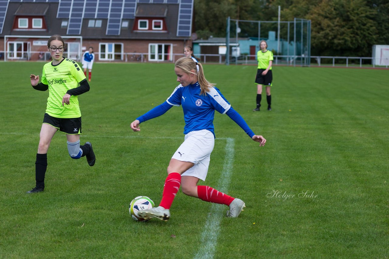 Bild 124 - B-Juniorinnen TSV Schoenberg - Holstein Kiel : Ergebnis: 0:23